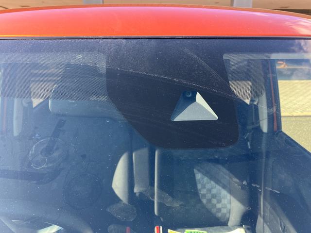 デイズ ハイウェイスター　Ｘ　６エアバッグ／ＬＥＤヘッドライト／フォグランプ／オートライト／オートハイビーム／スマートキー／衝突被害軽減装置／コーナーセンサー／アラウンドビューモニター／横滑り防止装置／コーナーセンサー／純正ナビ（9枚目）