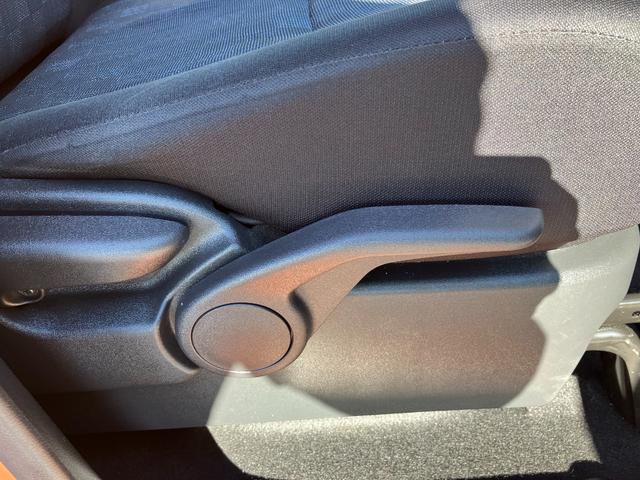 デイズ ハイウェイスター　Ｘ　６エアバッグ／ＬＥＤヘッドライト／フォグランプ／オートライト／オートハイビーム／スマートキー／衝突被害軽減装置／コーナーセンサー／アラウンドビューモニター／横滑り防止装置／コーナーセンサー／純正ナビ（34枚目）