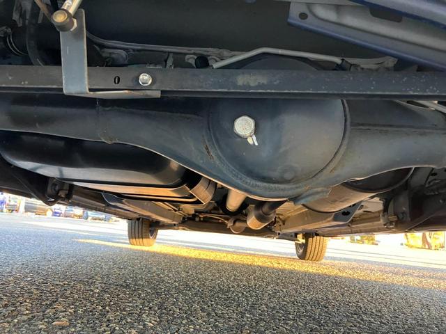 ���O�����ǂǂ�����ĎԂ������Ă��悤�D�D�D�@�C�G�X�g�ɂ��C�����������I���̗����Ǝ҂���z�������܂��I�S���ǂ��ł�������܂ł��^�т������܂��I