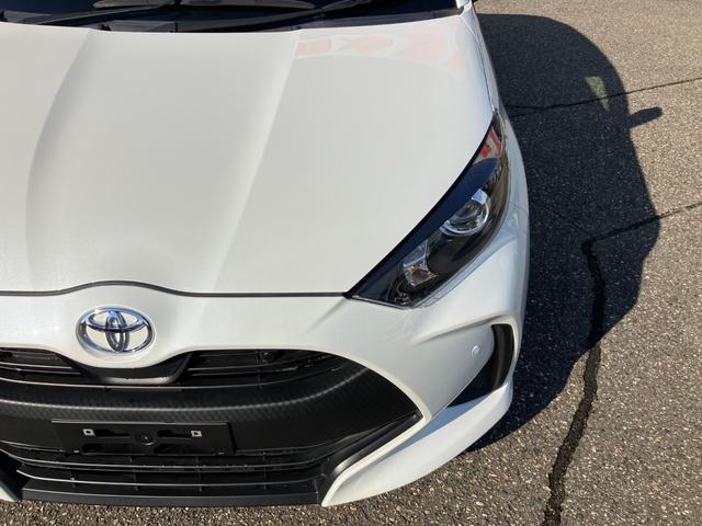 ヤリス Ｘ　トヨタセーフティーセンス　ナビ付ディスプレイオーディオ　バックカメラ　ブルートゥース　ＥＴＣ　プッシュスタート　スマートキー　オートライト　オートハイビーム　ステアリングスイッチ（18枚目）