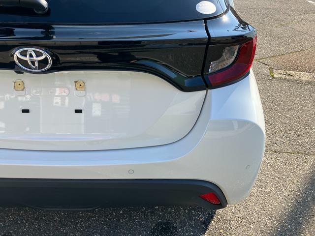 ヤリス Ｘ　トヨタセーフティーセンス　ナビ付ディスプレイオーディオ　バックカメラ　ブルートゥース　ＥＴＣ　プッシュスタート　スマートキー　オートライト　オートハイビーム　ステアリングスイッチ（25枚目）