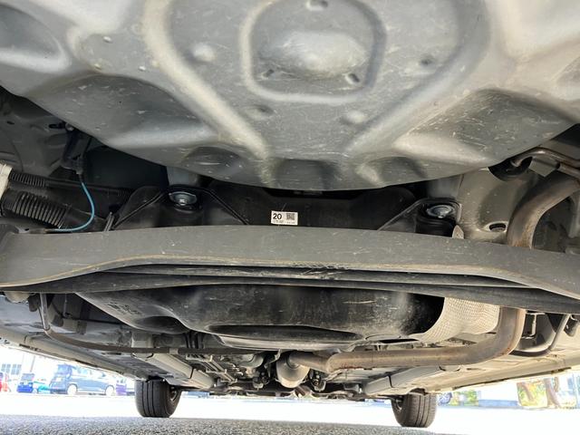 ヤリス Ｘ　トヨタセーフティーセンス　ナビ付ディスプレイオーディオ　バックカメラ　ブルートゥース　ＥＴＣ　プッシュスタート　スマートキー　オートライト　オートハイビーム　ステアリングスイッチ（27枚目）