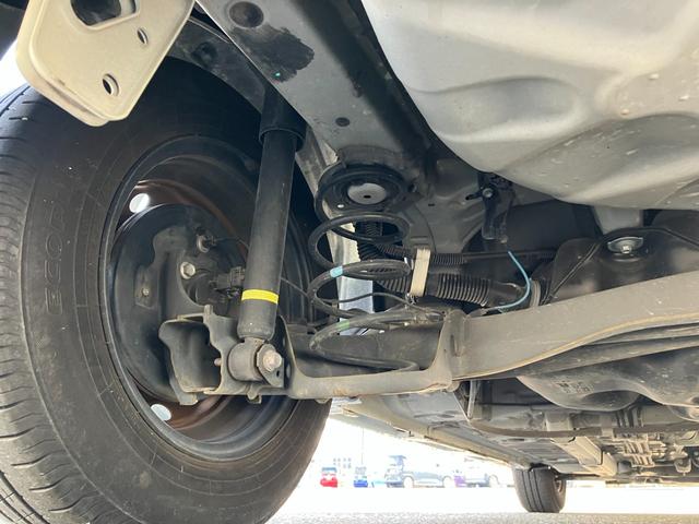 ヤリス Ｘ　トヨタセーフティーセンス　ナビ付ディスプレイオーディオ　バックカメラ　ブルートゥース　ＥＴＣ　プッシュスタート　スマートキー　オートライト　オートハイビーム　ステアリングスイッチ（28枚目）