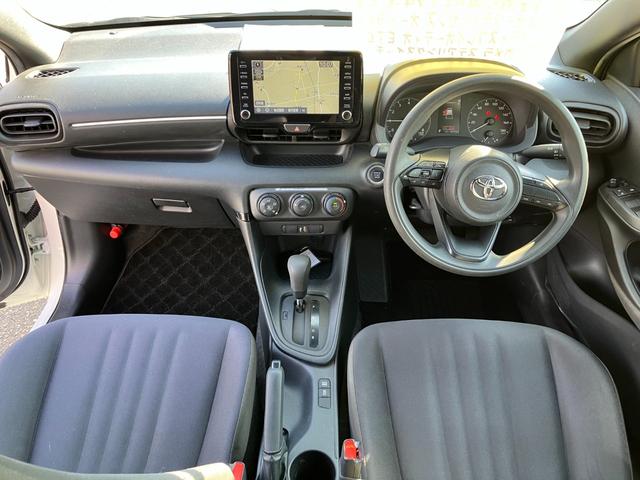 ヤリス Ｘ　トヨタセーフティーセンス　ナビ付ディスプレイオーディオ　バックカメラ　ブルートゥース　ＥＴＣ　プッシュスタート　スマートキー　オートライト　オートハイビーム　ステアリングスイッチ（44枚目）