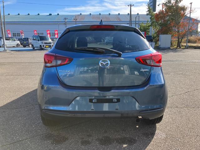 ＭＡＺＤＡ２ ＸＤ　法人仕様車　ターボ　衝突被害軽減装置　純正ナビ　フルセグＴＶ　全方位カメラ　ＥＴＣ　プッシュスタート　スマートキー　ＬＥＤヘッドライト　オートハイビーム　純正アルミ（16枚目）
