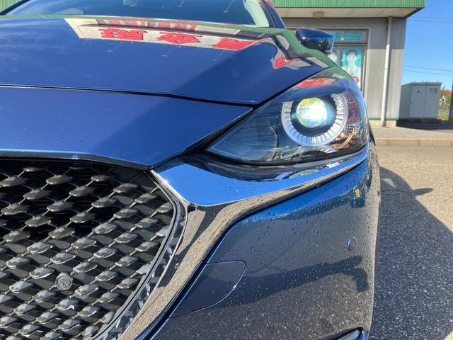 ＭＡＺＤＡ２ ＸＤ　法人仕様車　ターボ　衝突被害軽減装置　純正ナビ　フルセグＴＶ　全方位カメラ　ＥＴＣ　プッシュスタート　スマートキー　ＬＥＤヘッドライト　オートハイビーム　純正アルミ（21枚目）