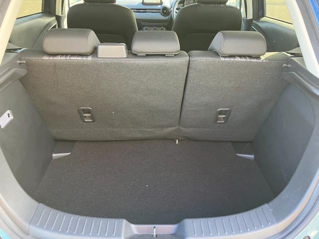 ＭＡＺＤＡ２ ＸＤ　法人仕様車　ターボ　衝突被害軽減装置　純正ナビ　フルセグＴＶ　全方位カメラ　ＥＴＣ　プッシュスタート　スマートキー　ＬＥＤヘッドライト　オートハイビーム　純正アルミ（35枚目）