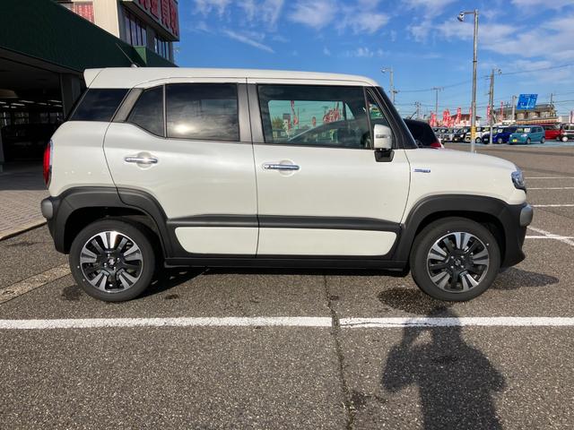 クロスビー ハイブリッドＭＺ　試乗車ＵＰ　スズキセーフティーサポート　全方位モニター用カメラパッケージ　アダプティブクルーズコントロール　ＬＥＤヘッドライト　フォグランプ　オートハイビーム　プッシュスタート　スマートキー（11枚目）