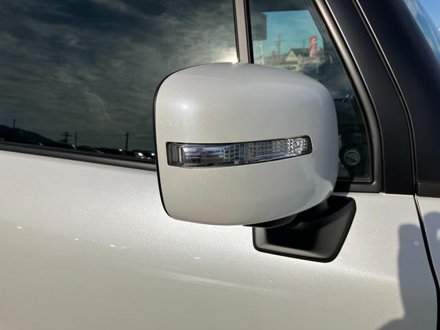 クロスビー ハイブリッドＭＺ　試乗車ＵＰ　スズキセーフティーサポート　全方位モニター用カメラパッケージ　アダプティブクルーズコントロール　ＬＥＤヘッドライト　フォグランプ　オートハイビーム　プッシュスタート　スマートキー（17枚目）