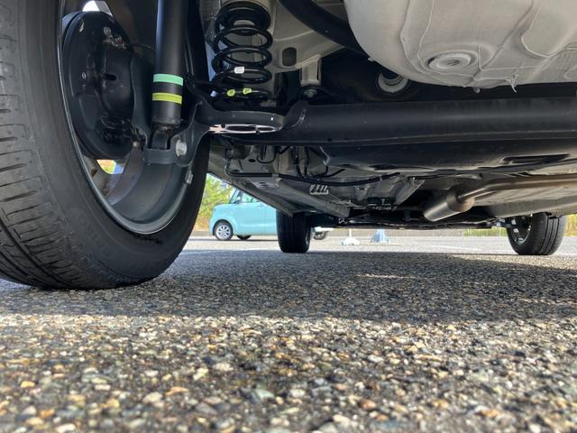 クロスビー ハイブリッドＭＺ　試乗車ＵＰ　スズキセーフティーサポート　全方位モニター用カメラパッケージ　アダプティブクルーズコントロール　ＬＥＤヘッドライト　フォグランプ　オートハイビーム　プッシュスタート　スマートキー（29枚目）