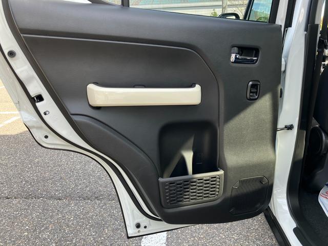 クロスビー ハイブリッドＭＺ　試乗車ＵＰ　スズキセーフティーサポート　全方位モニター用カメラパッケージ　アダプティブクルーズコントロール　ＬＥＤヘッドライト　フォグランプ　オートハイビーム　プッシュスタート　スマートキー（39枚目）