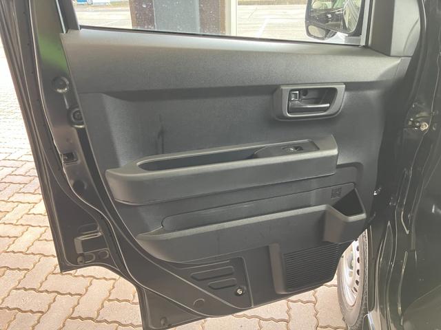 ハイゼットカーゴ ＤＸ　４ＷＤ　５速マニュアル　スマートアシスト　パワーウインドー　キーレス　プライバシーガラス　オートライト　オートハイビーム　ＡＭＦＭラジオ　フロント夏タイヤ２本新品交換（49枚目）