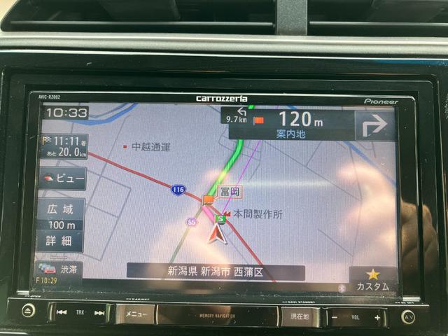 シャトル ハイブリッド　ホンダセンシング　社外ナビ　バックカメラ　ＥＴＣ　アダプティブクルーズコントロール　プッシュスタート　スマートキー　夏タイヤ４本新品交換　衝突被害軽減装置　アイドリングストップ　電動格納ドアミラー（12枚目）