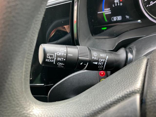 シャトル ハイブリッド　ホンダセンシング　社外ナビ　バックカメラ　ＥＴＣ　アダプティブクルーズコントロール　プッシュスタート　スマートキー　夏タイヤ４本新品交換　衝突被害軽減装置　アイドリングストップ　電動格納ドアミラー（32枚目）