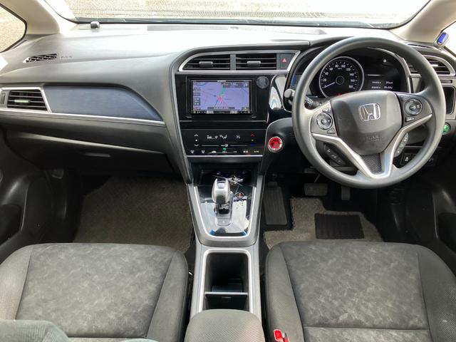 シャトル ハイブリッド　ホンダセンシング　社外ナビ　バックカメラ　ＥＴＣ　アダプティブクルーズコントロール　プッシュスタート　スマートキー　夏タイヤ４本新品交換　衝突被害軽減装置　アイドリングストップ　電動格納ドアミラー（65枚目）