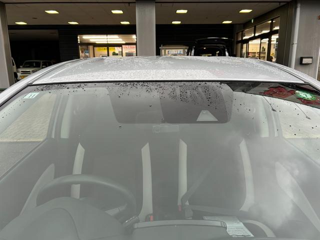 ノート ｅ－パワー　Ｘ　純正ナビ　ＣＤ　ＢＴ　フルセグ　エマージェンシーブレーキ　スマートキー２個　ＥＴＣ（10枚目）