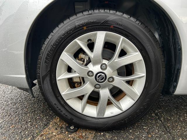 ノート ｅ－パワー　Ｘ　純正ナビ　ＣＤ　ＢＴ　フルセグ　エマージェンシーブレーキ　スマートキー２個　ＥＴＣ（21枚目）