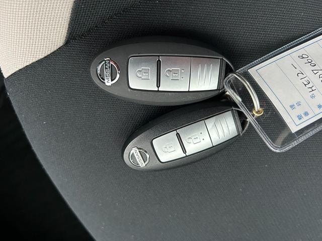 ノート ｅ－パワー　Ｘ　純正ナビ　ＣＤ　ＢＴ　フルセグ　エマージェンシーブレーキ　スマートキー２個　ＥＴＣ（50枚目）