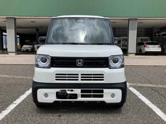 Ｎ－ＢＯＸジョイ ベースグレード　届出済未使用車　専用チェックシート　両側電動スライドドア　前後障害物ソナー　踏み間違い防止　衝突軽減ブレーキ　レーンキープアシスト　追従クルーズコントロール　電動パーキング　オートブレーキホールド　前席シートヒーター（3枚目）