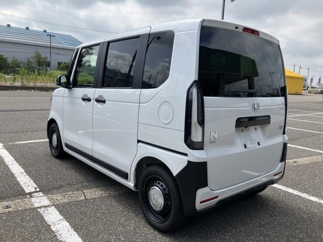 Ｎ－ＢＯＸジョイ ベースグレード　届出済未使用車　専用チェックシート　両側電動スライドドア　前後障害物ソナー　踏み間違い防止　衝突軽減ブレーキ　レーンキープアシスト　追従クルーズコントロール　電動パーキング　オートブレーキホールド　前席シートヒーター（8枚目）