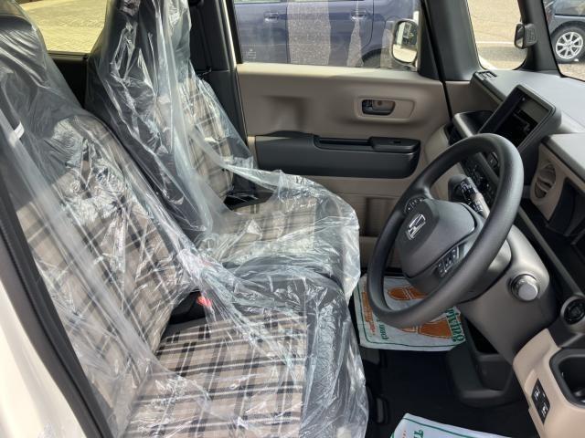 Ｎ－ＢＯＸジョイ ベースグレード　届出済未使用車　専用チェックシート　両側電動スライドドア　前後障害物ソナー　踏み間違い防止　衝突軽減ブレーキ　レーンキープアシスト　追従クルーズコントロール　電動パーキング　オートブレーキホールド　前席シートヒーター（16枚目）