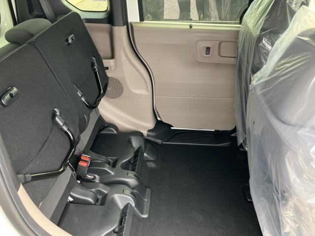 Ｎ－ＢＯＸジョイ ベースグレード　届出済未使用車　専用チェックシート　両側電動スライドドア　前後障害物ソナー　踏み間違い防止　衝突軽減ブレーキ　レーンキープアシスト　追従クルーズコントロール　電動パーキング　オートブレーキホールド　前席シートヒーター（24枚目）