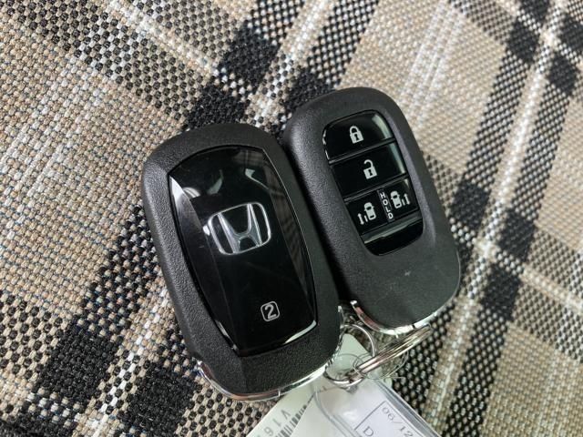 Ｎ－ＢＯＸジョイ ベースグレード　届出済未使用車　専用チェックシート　両側電動スライドドア　前後障害物ソナー　踏み間違い防止　衝突軽減ブレーキ　レーンキープアシスト　追従クルーズコントロール　電動パーキング　オートブレーキホールド　前席シートヒーター（38枚目）