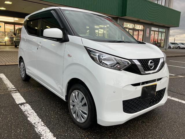 デイズ Ｓ　エマージェンシーブレーキ　社外メモリーナビ　バックカメラ　ＥＴＣ　オートハイビーム　アイドリングストップ　キーレス　夏タイヤ４本新品交換（18枚目）