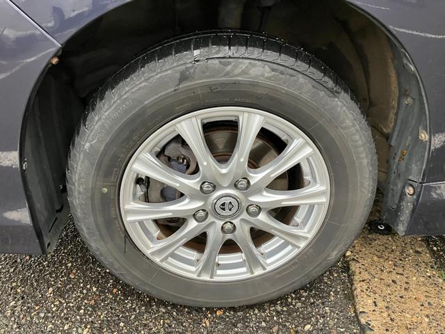 ヴォクシー Ｘ　Ｃパッケージ　７人乗り　両側スライドドア　４ＷＤ　ナビ　車種専用ナビ　ＣＤ　ＤＶＤ　ＢＴ　フルセグ　バックカメラ　ＥＴＣ（13枚目）