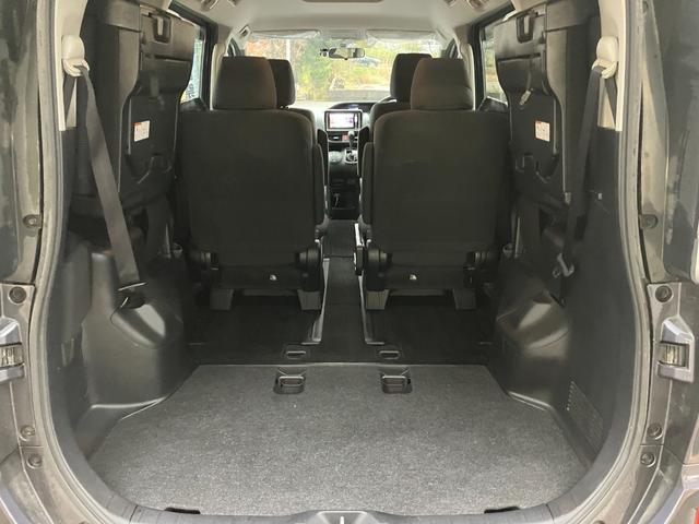 ヴォクシー Ｘ　Ｃパッケージ　７人乗り　両側スライドドア　４ＷＤ　ナビ　車種専用ナビ　ＣＤ　ＤＶＤ　ＢＴ　フルセグ　バックカメラ　ＥＴＣ（52枚目）