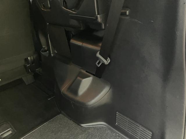 ヴォクシー Ｘ　Ｃパッケージ　７人乗り　両側スライドドア　４ＷＤ　ナビ　車種専用ナビ　ＣＤ　ＤＶＤ　ＢＴ　フルセグ　バックカメラ　ＥＴＣ（54枚目）