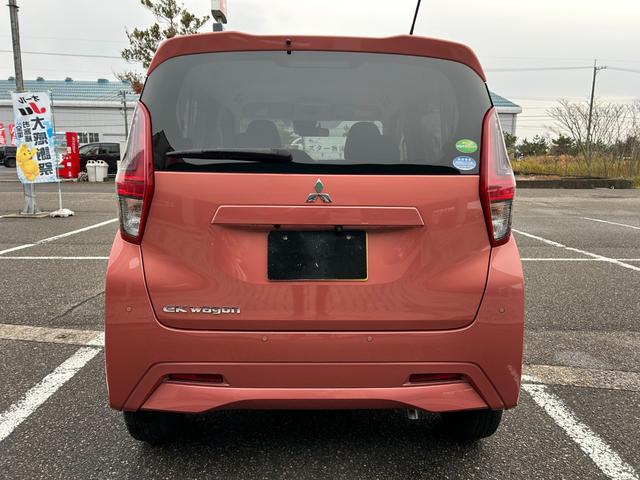 eKワゴン M 衝突被害軽減装置 純正ナビ フルセグTV バックカメラ オートライト オートハイビーム アイドリングストップ キーレス シートヒーター(17枚目)