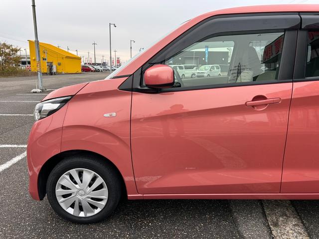 eKワゴン M 衝突被害軽減装置 純正ナビ フルセグTV バックカメラ オートライト オートハイビーム アイドリングストップ キーレス シートヒーター(21枚目)