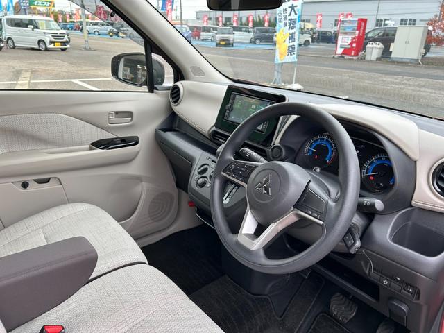 eKワゴン M 衝突被害軽減装置 純正ナビ フルセグTV バックカメラ オートライト オートハイビーム アイドリングストップ キーレス シートヒーター(31枚目)