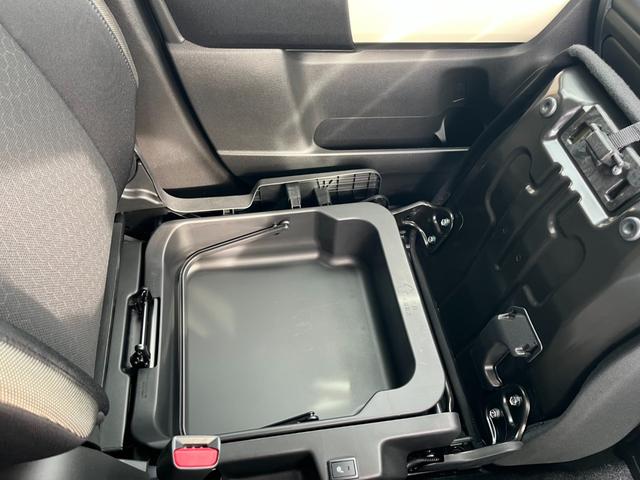 県外だけどどうやって車を持ってこよう．．．　イエストにお任せください！専門の陸送業者を手配いたします！全国どこでもご自宅までお運びいたします！