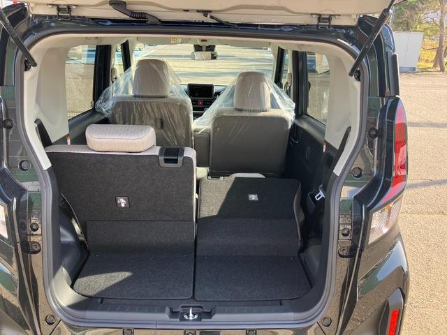 ムーヴ Ｘ　届出済未使用車　４ＷＤ　衝突被害軽減装置　左側電動スライドドア　ＬＥＤライト　オートハイビーム　サイド・カーテンエアバッグ　スマートキー（19枚目）