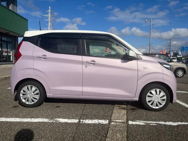 ｅＫワゴン Ｇ　衝突被害軽減装置　バックカメラ　プッシュスタート　スマートキー　オートライト　オートハイビーム　アイドリングストップ　純正ＣＤ　シートヒーター　２トーンルーフ（9枚目）