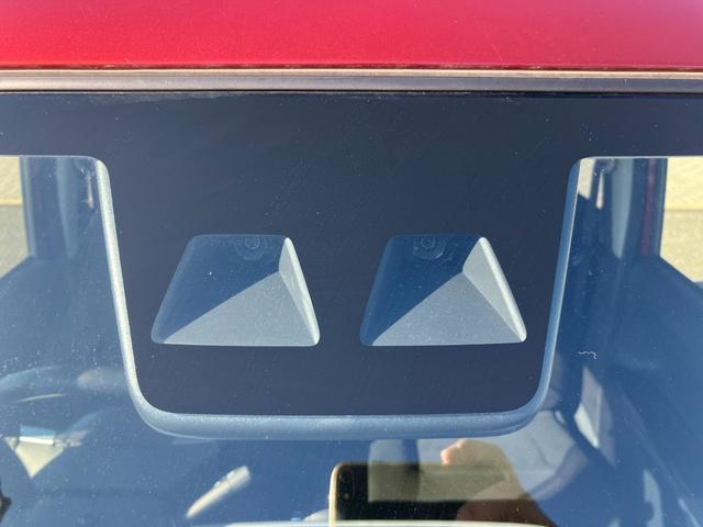 ムーヴキャンバス Ｇブラックインテリアリミテッド　ＳＡＩＩＩ　夏タイヤ４本新品交換　純正ナビ　フルセグＴＶ　ＤＶＤ　パノラマモニター　両側パワースライドドア　ＬＥＤヘッドライト　フォグランプ　オートハイビーム　プッシュスタート　スマートキー（17枚目）