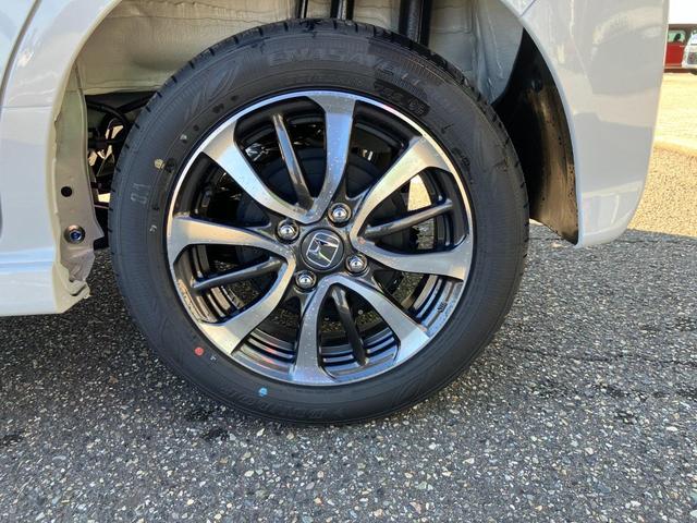 Ｎ－ＢＯＸカスタム ベースグレード　届出済未使用車　ホンダセンシング　アダプティブクルーズコントロール　左側パワースライドドア　ＬＥＤヘッドライト　オートハイビーム　プッシュスタート　スマートキー　シートヒーター（26枚目）