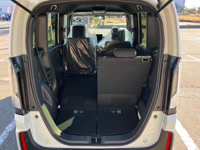 Ｎ－ＢＯＸカスタム ベースグレード　届出済未使用車　ホンダセンシング　アダプティブクルーズコントロール　左側パワースライドドア　ＬＥＤヘッドライト　オートハイビーム　プッシュスタート　スマートキー　シートヒーター（29枚目）