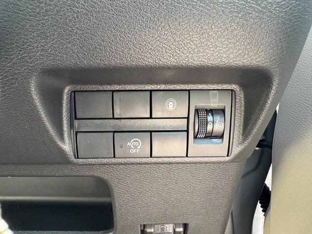 デイズ Ｓ　４ＷＤ　レンタＵＰ　エマージェンシーブレーキ　社外ナビ　オートハイビーム　アイドリングストップ　キーレス　両席シートヒーター　夏タイヤ４本新品交換（46枚目）