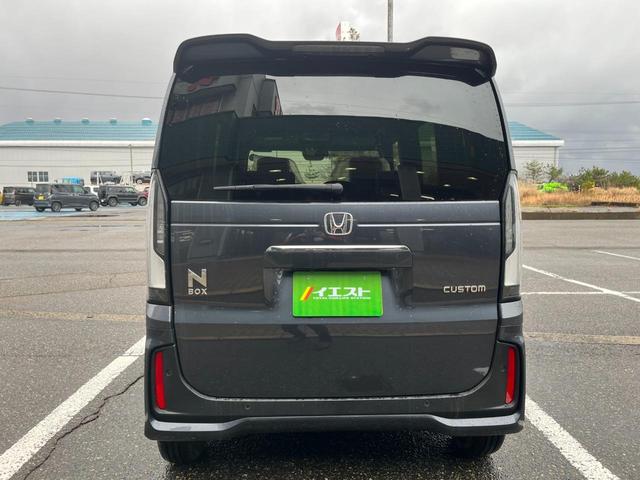 �C���X�^�O�����A�w�i���c�C�b�^�[�j�A�t�F�C�X�u�b�N������Ă���܂��B�C�x���g�����������M���Ă���܂��I���Ђ������������I