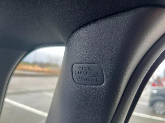 ���O�����ǂǂ�����ĎԂ������Ă��悤�D�D�D�@�C�G�X�g�ɂ��C�����������I���̗����Ǝ҂���z�������܂��I�S���ǂ��ł�������܂ł��^�т������܂��I