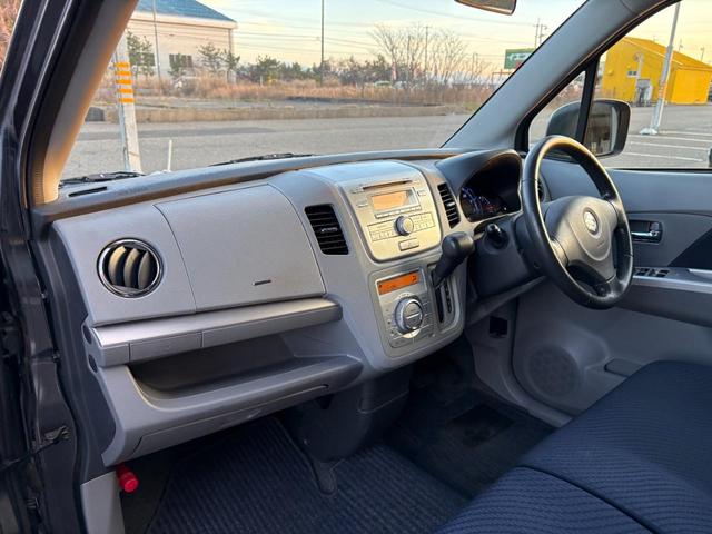 ワゴンＲ ＦＸリミテッド　４速オートマ　スマートキー　Ｗエアバッグ　ＡＢＳ　オートエアコン　１５インチアルミホイール（10枚目）