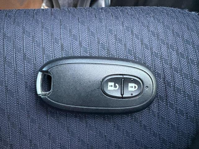 ワゴンＲ ＦＸリミテッド　４速オートマ　スマートキー　Ｗエアバッグ　ＡＢＳ　オートエアコン　１５インチアルミホイール（31枚目）