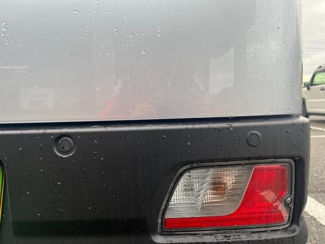 ハイゼットカーゴ ＤＸ　届出済未使用車　ＣＶＴ　衝突被害軽減ブレーキ　障害物センサー　オートハイビーム　アイドリングストップ　オーディオレス仕様　スピーカー付　キーレス（23枚目）