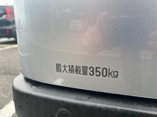 ハイゼットカーゴ ＤＸ　届出済未使用車　ＣＶＴ　衝突被害軽減ブレーキ　障害物センサー　オートハイビーム　アイドリングストップ　オーディオレス仕様　スピーカー付　キーレス（24枚目）