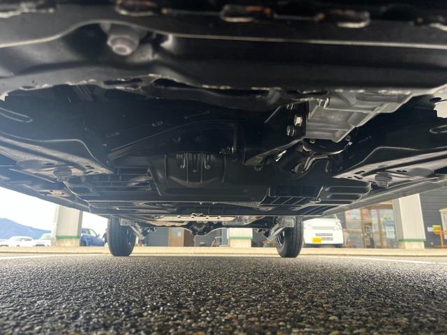 ハイゼットカーゴ ＤＸ　届出済未使用車　ＣＶＴ　衝突被害軽減ブレーキ　障害物センサー　オートハイビーム　アイドリングストップ　オーディオレス仕様　スピーカー付　キーレス（33枚目）