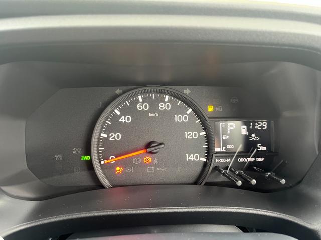 ハイゼットカーゴ ＤＸ　届出済未使用車　ＣＶＴ　衝突被害軽減ブレーキ　障害物センサー　オートハイビーム　アイドリングストップ　オーディオレス仕様　スピーカー付　キーレス（68枚目）