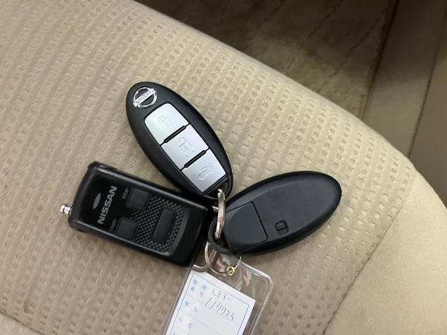 ティアナ ＸＬ　ナビＡＶＭパッケージ　エマージェンシーブレーキ　アラウンドビューモニター　純正ナビ　ＣＤ　フルセグ　ＴＶキット　ＥＴＣ　ブルートゥース　スマートキー　純正エンジンスターター（35枚目）